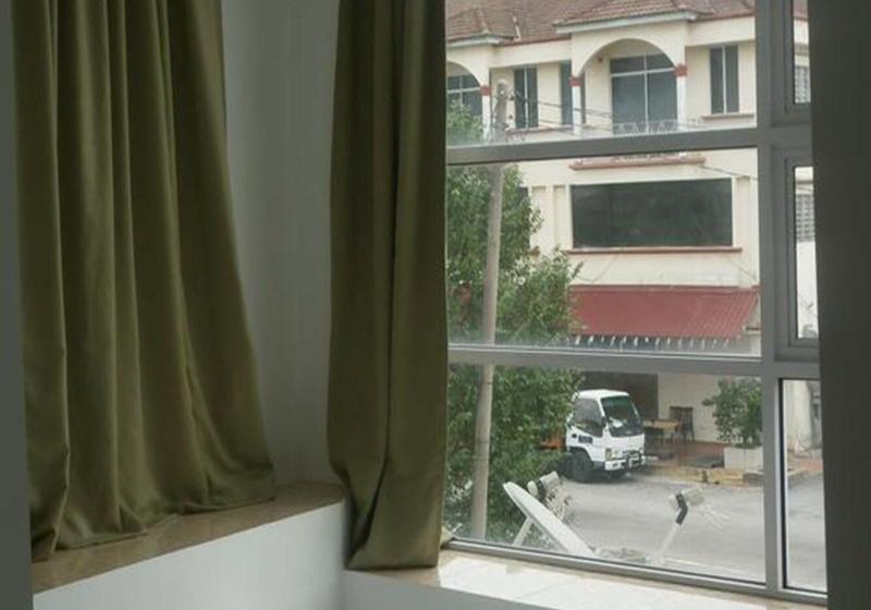 بنسيون F.m Guesthouse