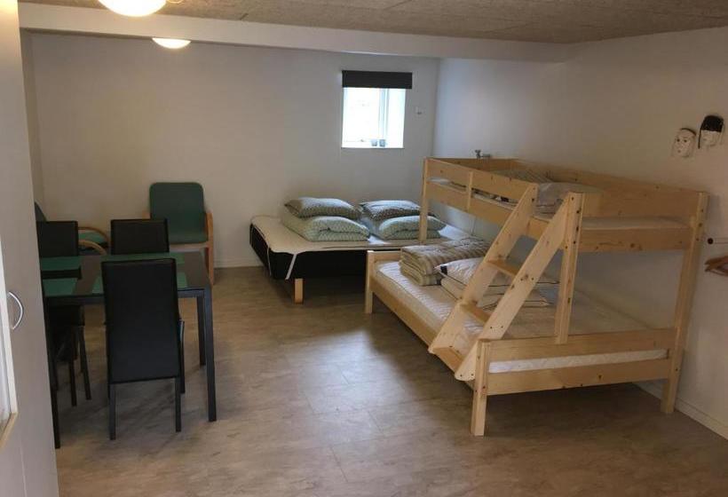 פנסיון Vangsbo B&b Holidays