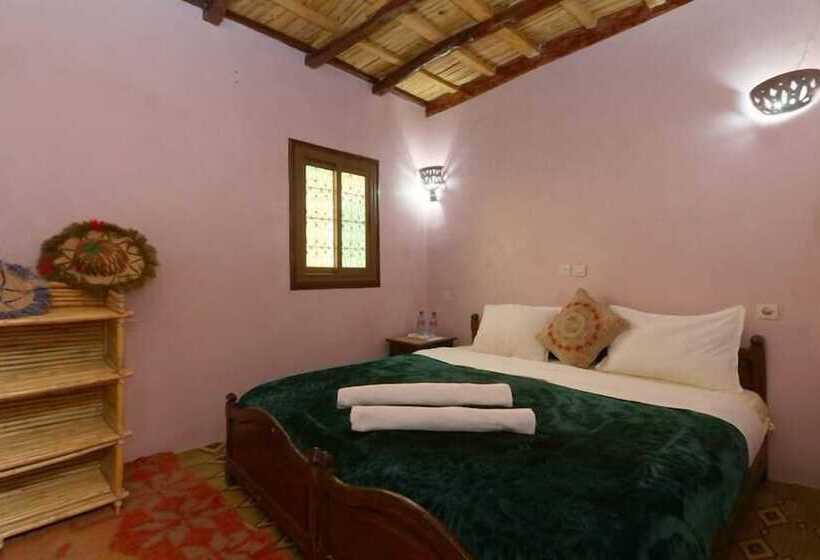 Roches Aremd Hostel
