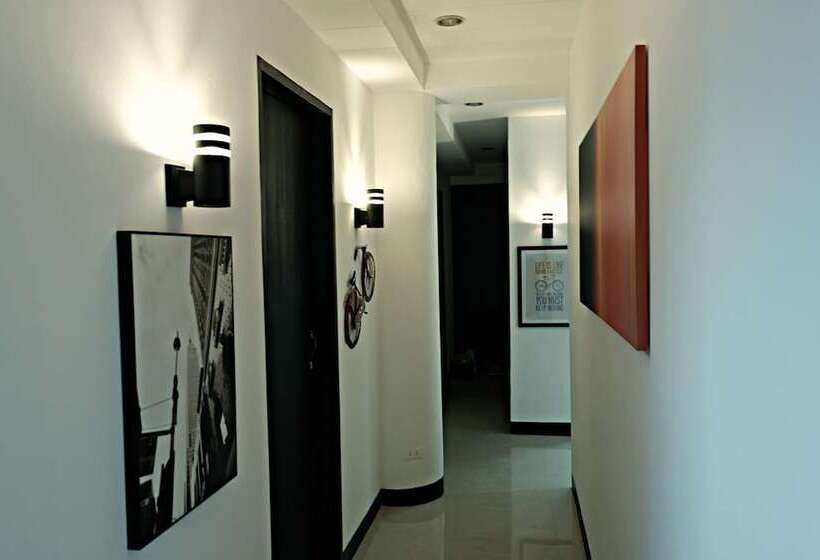 Transit Point Hostel Mactan Cebu