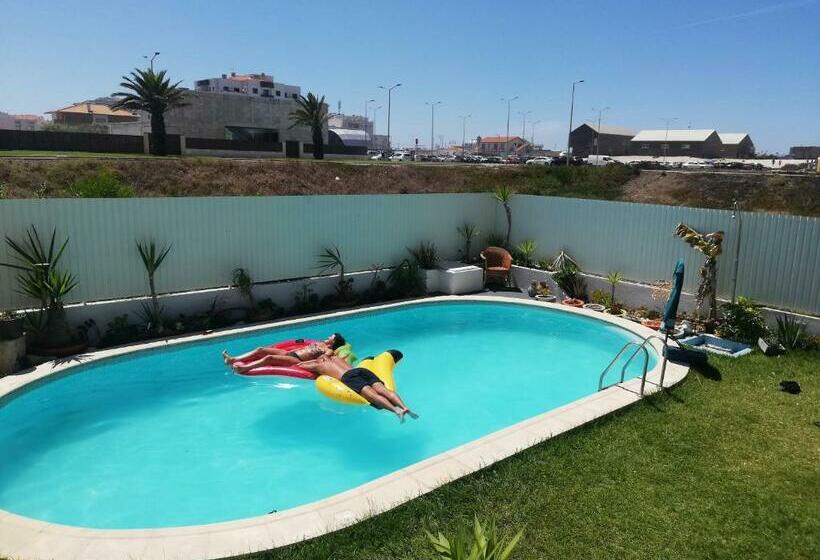 هاستل Vagueira Guest House