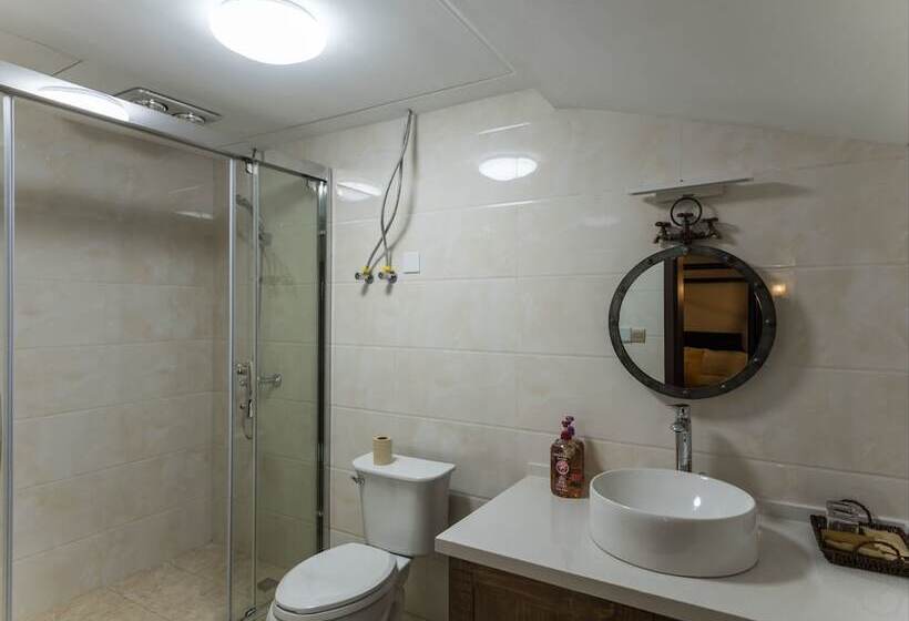 تختخواب و صبحانه Wuzhen Nanyan Muyun Homestay