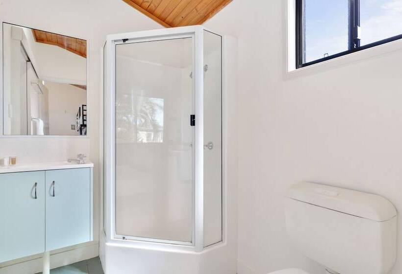 Tasman Holiday Parks   Fisherman S Beach