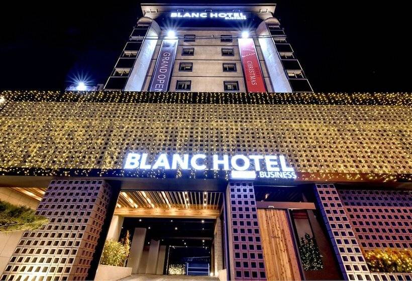 هتل Blanc Business