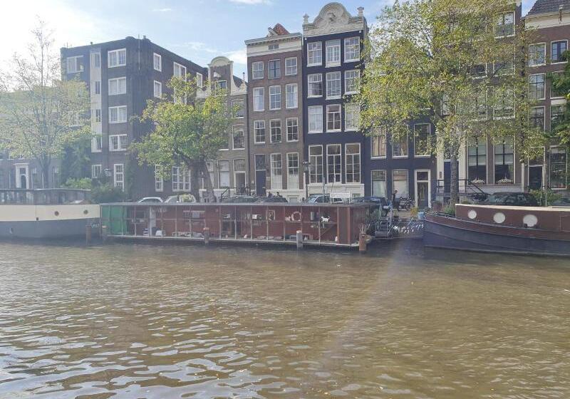 هتل Canal View Suite