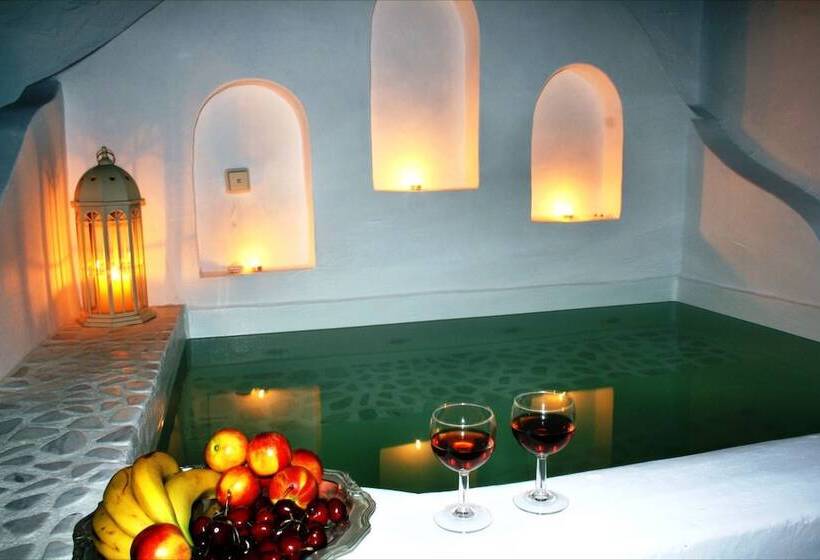 هتل Mariakis Luxury Studios