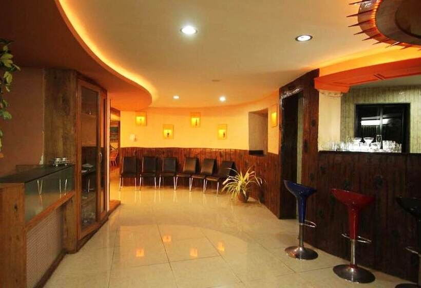 Отель Mount View Executive The Valley Resort
