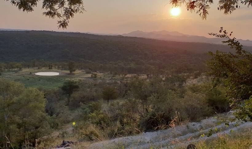 هتل Nyati Safari Lodge