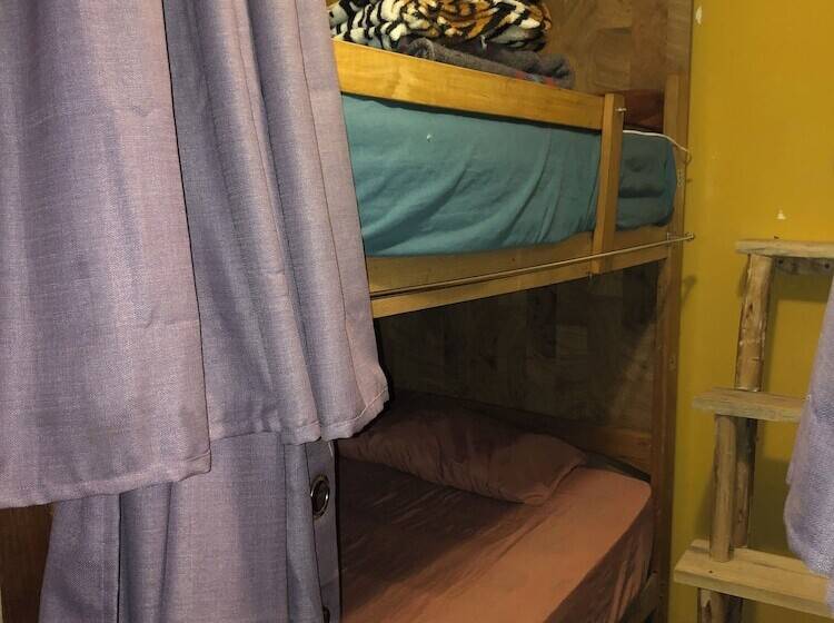 Intihuatana Hostel