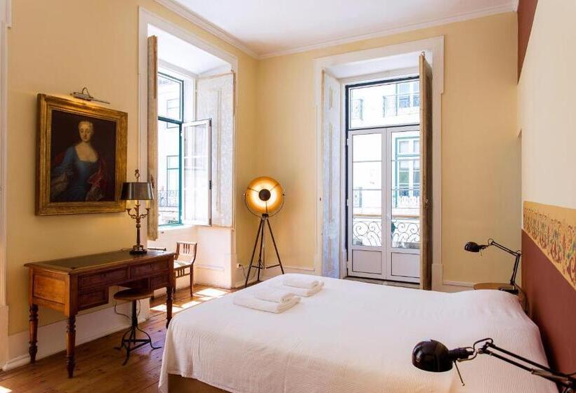 پانسیون Lost Lisbon :: Chiado House