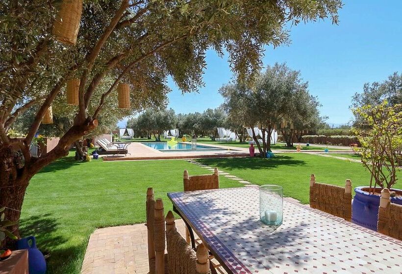 پانسیون Villa Kristy