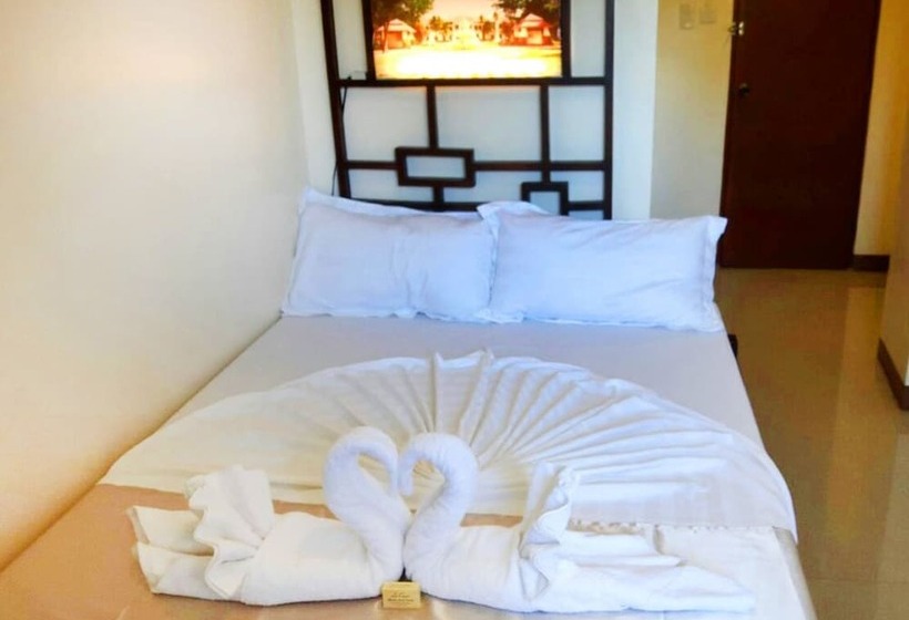 هتل Bakasyunan Inn Laoag