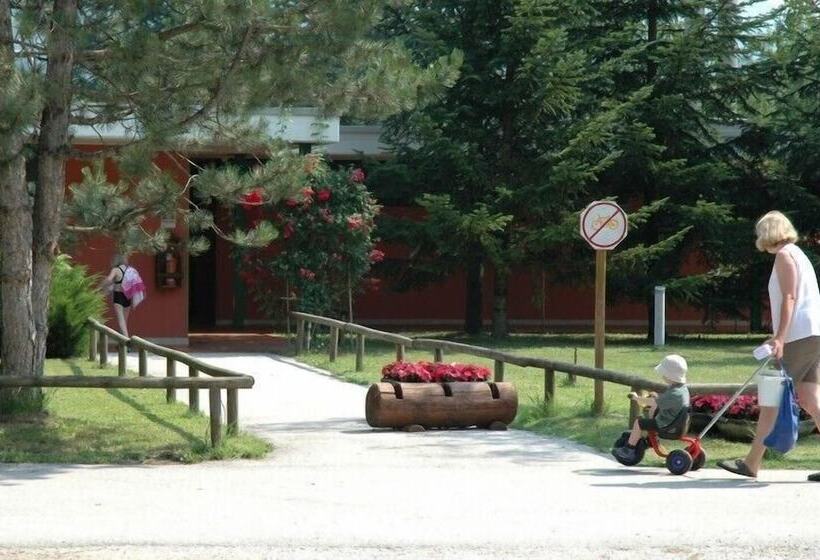 هتل Camping Due Laghi