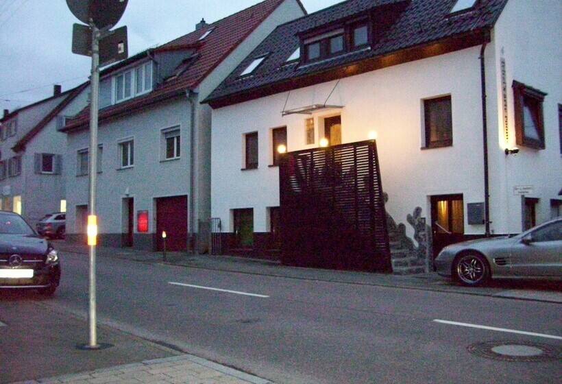 هتل Fritzis Arte Rooms