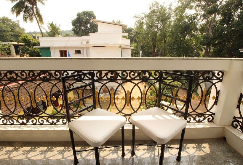 호텔 Oyo 11014 Home Goa Spacious 2bhk Nerul