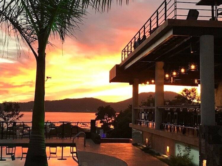 هتل Puesta Del Sol