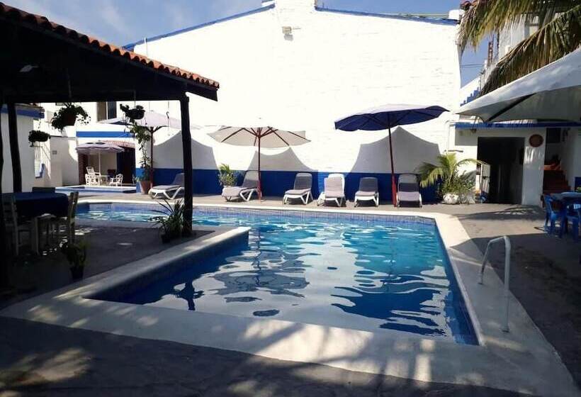 هتل Y Bungalows Los Arcos