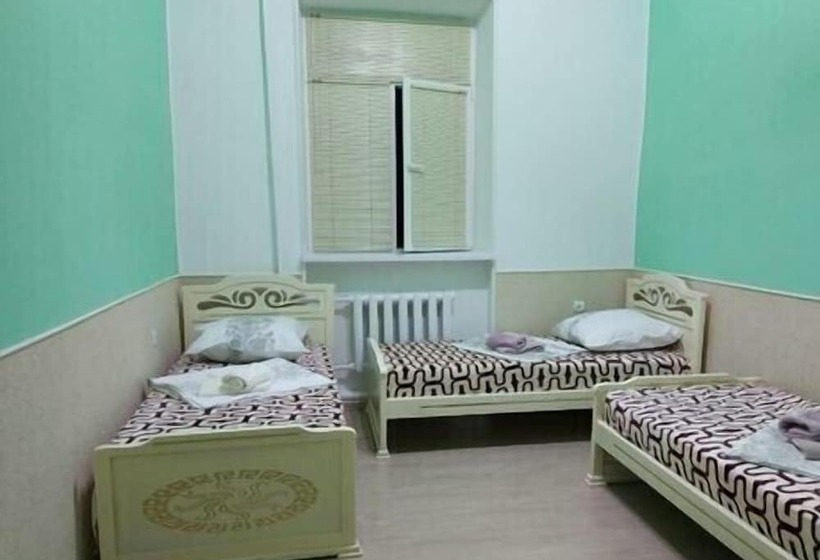 Mini Hotel Uyut On Prospekt Putina 8
