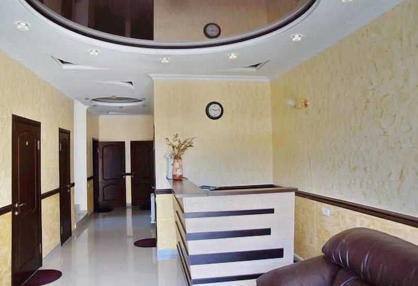 پانسیون Tikhaya Gavan Guest House