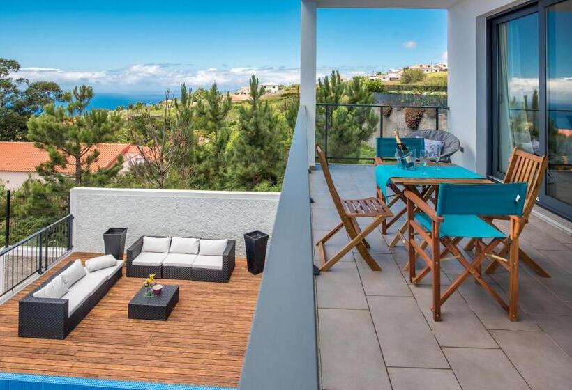 Villa Enjoy   By Lovelystay