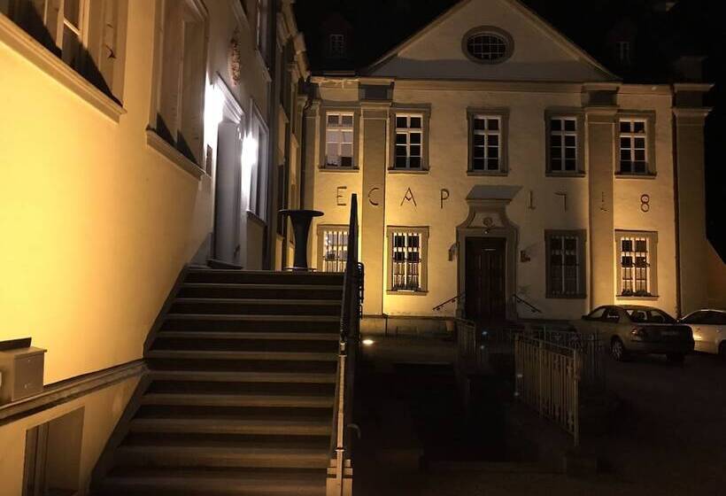 هتل Gästehaus Der Abtei Sayn
