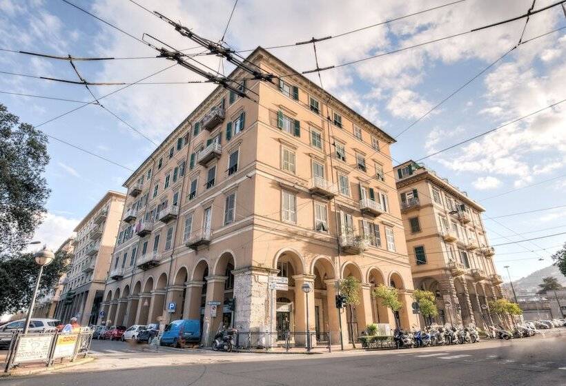 پانسیون La Spezia By The First  Luxury Rooms & Suites