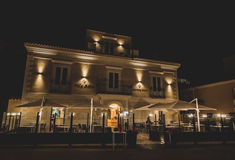 مسافرخانه Villa Adua