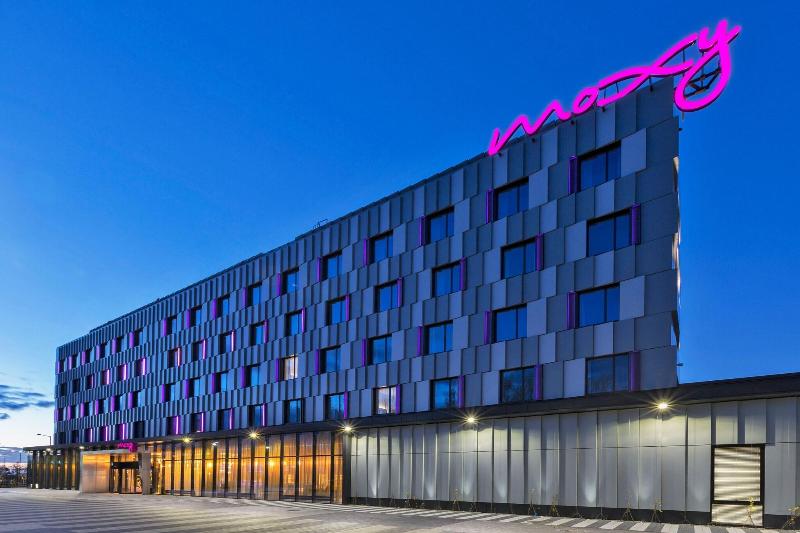 هتل Moxy Katowice Airport