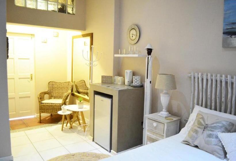 پانسیون Zonnevanger Guesthouse