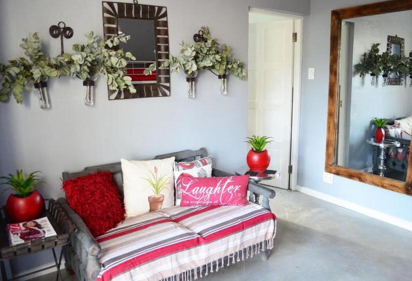 پانسیون Zonnevanger Guesthouse