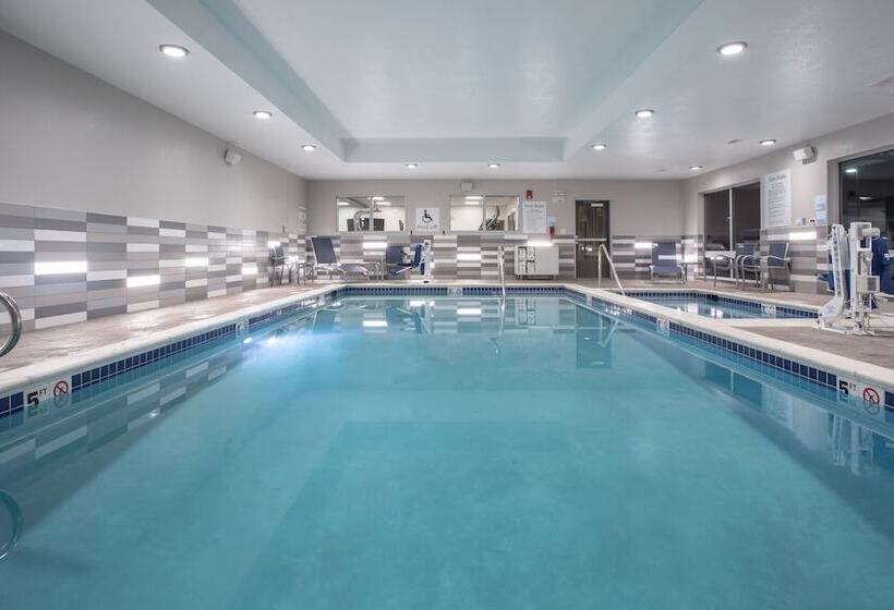 호텔 Holiday Inn Express & Suites Denver Ne Brighton, An Ihg
