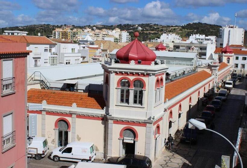 پانسیون Dom Fernando I