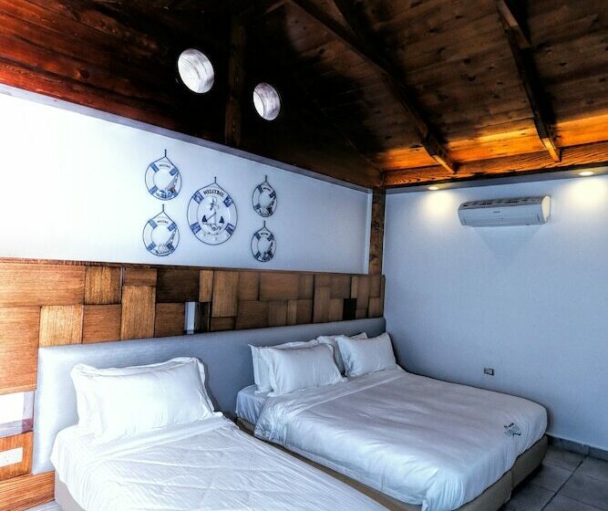 Turquoise Beach Resort