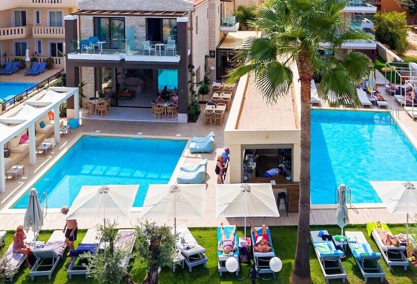 Airis Boutique Hotel & Suites   For Adults Only