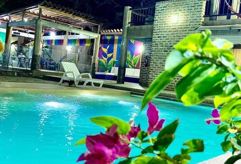 هاستل Hostal Aurora, Smith Lodging