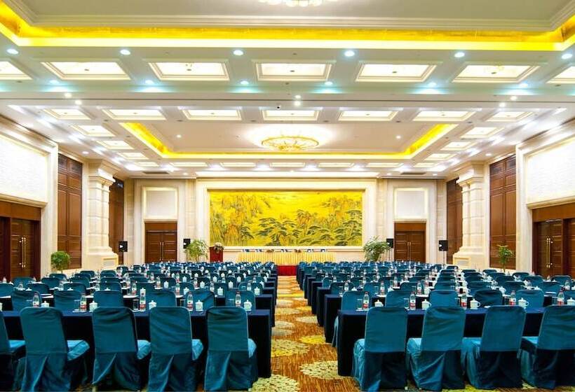 هتل Crowne Plaza Deqing Moganshan By Ihg
