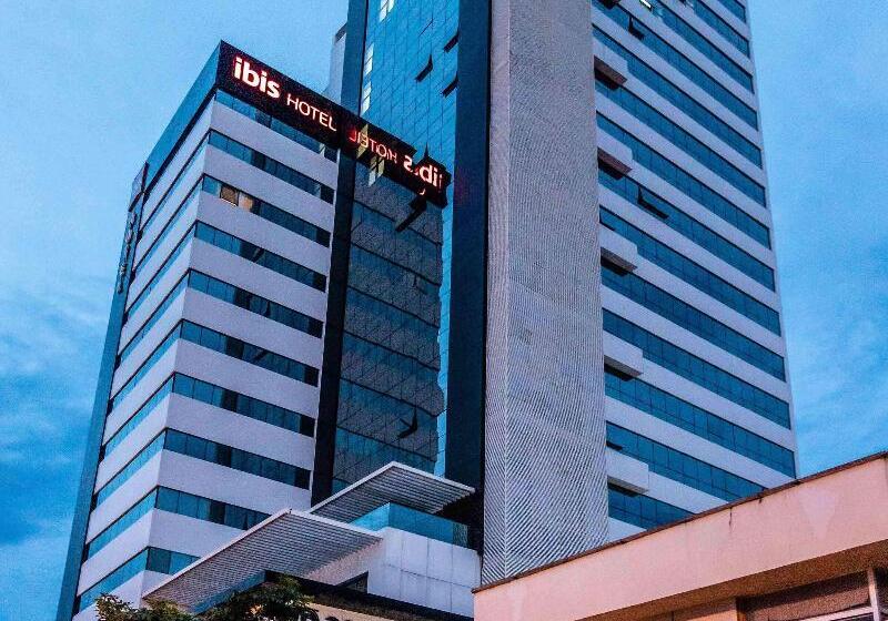 בית מלון כפרי Ibis Palmas Avenida Jk