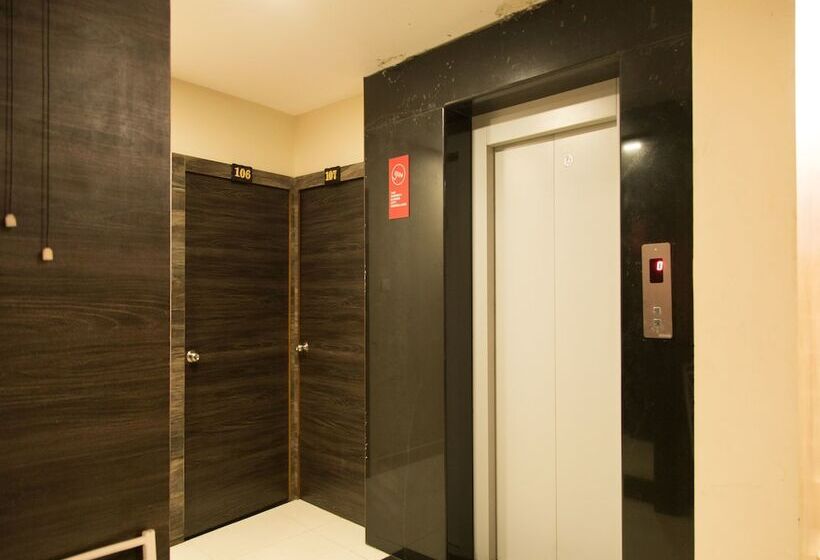 هتل Rr By Oyo Rooms