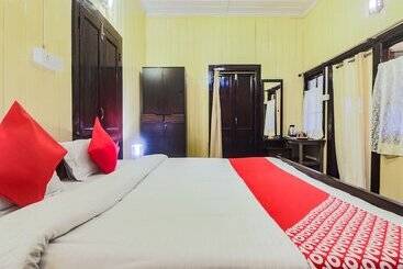 پانسیون Mawbynna Guest House By Oyo Rooms