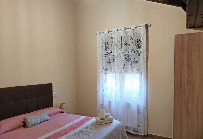 مسافرخانه Posada De Ongayo