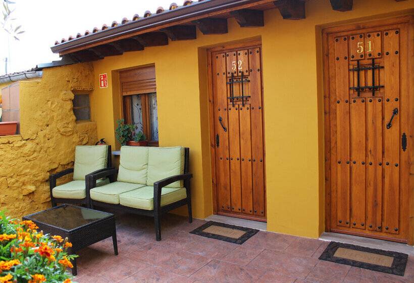 مسافرخانه Posada De Ongayo