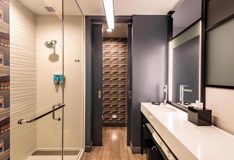 هتل Aloft Savannah Downtown Historic District