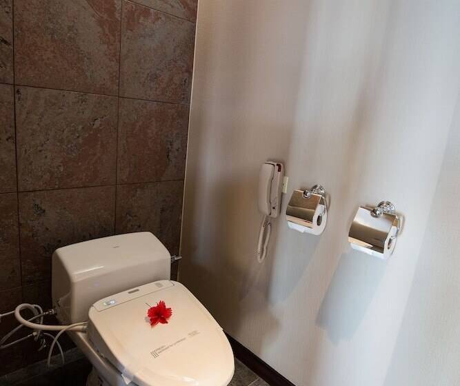 هتل The Pristine Villas And Bungalows At Palau Pacific Resort