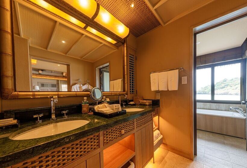 هتل The Pristine Villas And Bungalows At Palau Pacific Resort