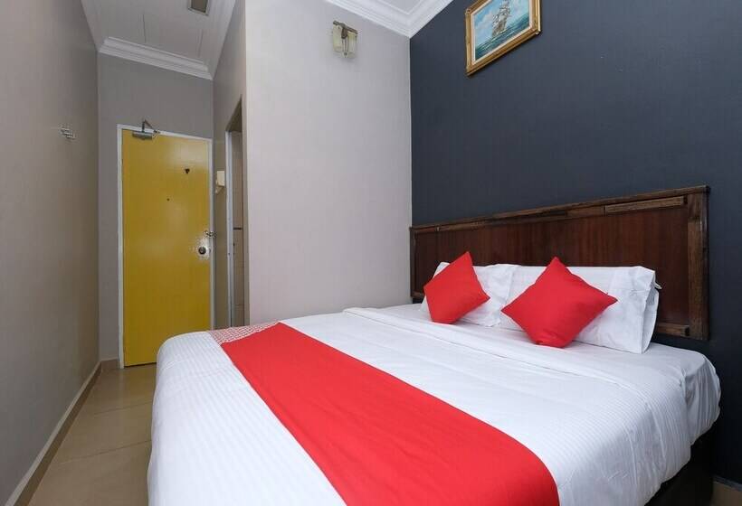 Nice Stay Hotel By Oyo Rooms
