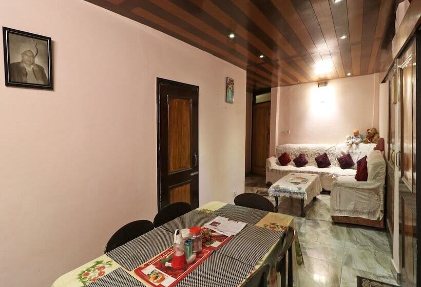 Oyo 14125 Home Hill View 2bhk Clock Tower
