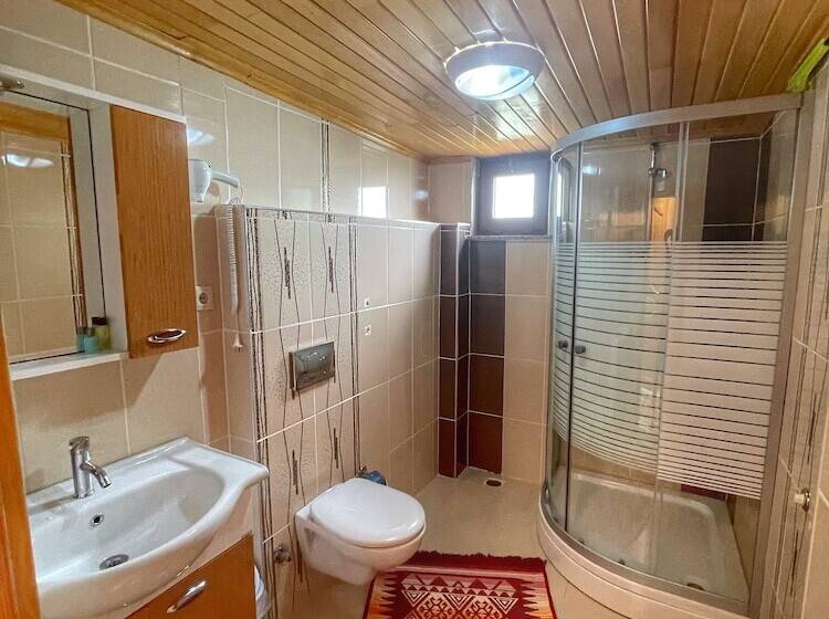Uzungol Karester Villa Apart