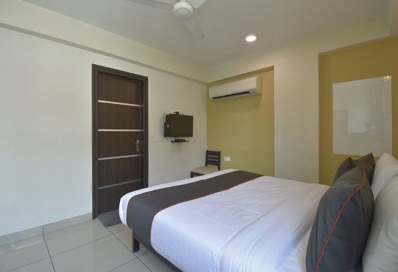 Fotos del hotel Collection O 48220 Ram Nagar Colony:  6