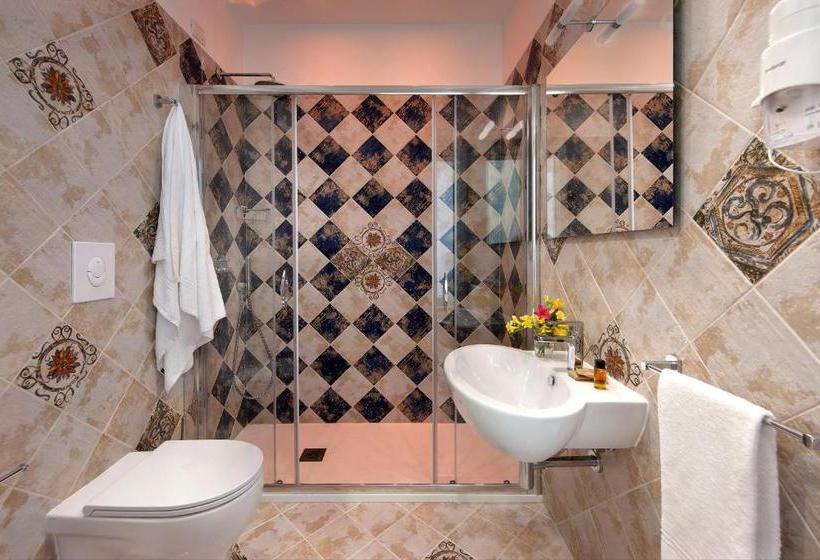 بنسيون Delle Rose Suites