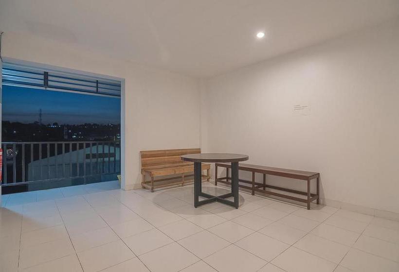 پانسیون Reddoorz Near Living Plaza Balikpapan